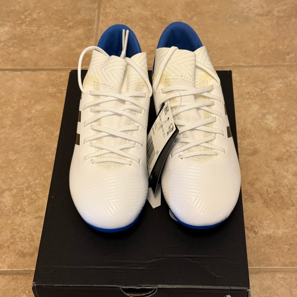 ADIDAS youth Nemeziz Messi 18.3 FG White and Blue Soccer Cleats - Picture 2 of 16